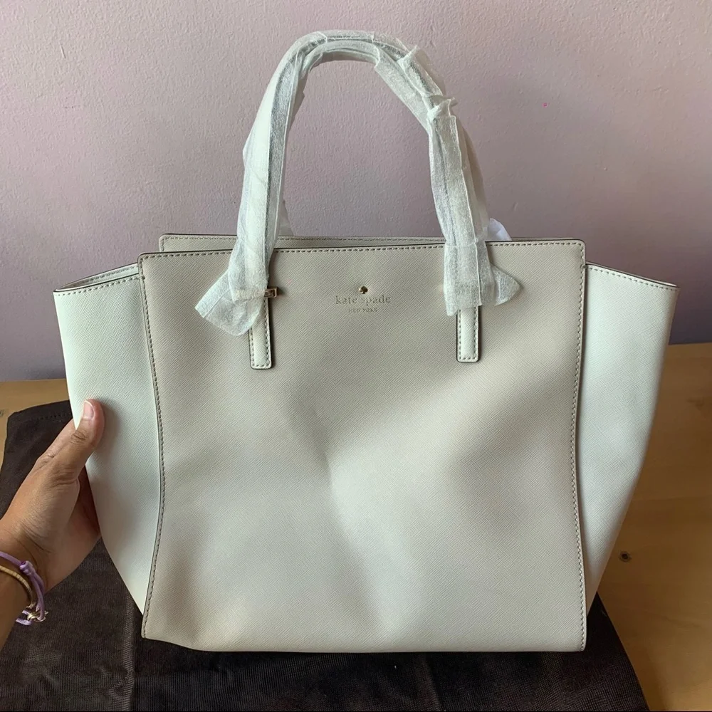 Brand New Kate Spade Beige and White Genuine Leather Shoulder Bag